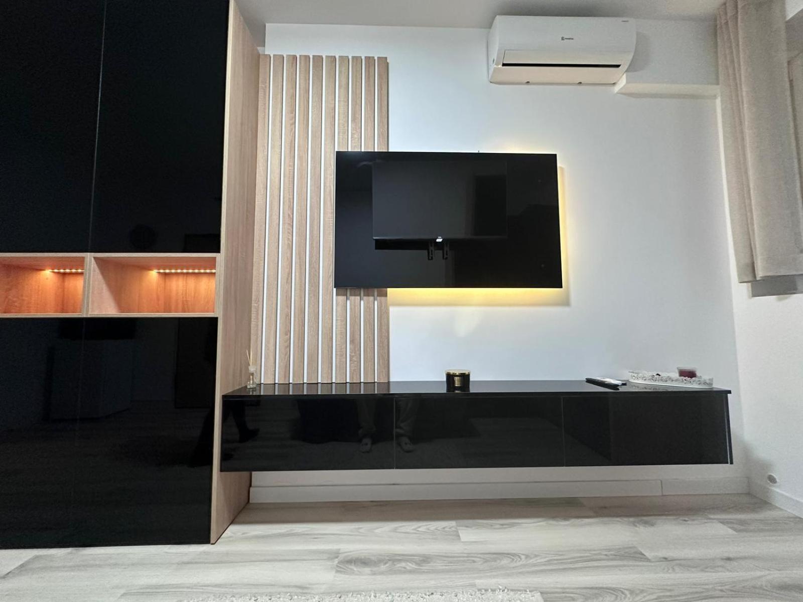 Luxury 1 Bedroom Apartment Bucharest Exterior photo